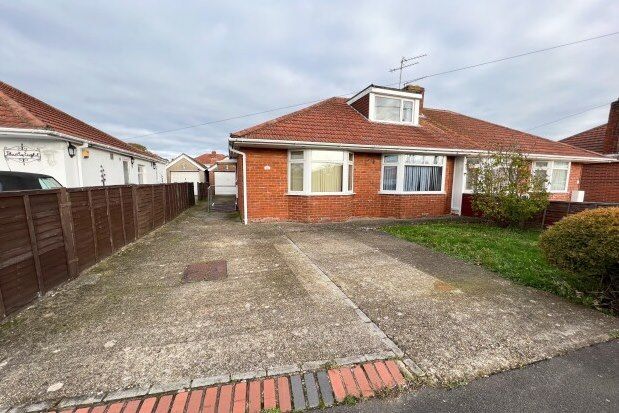 Thumbnail Bungalow to rent in St. Michaels Road, Southampton