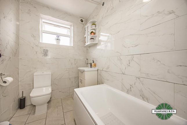 36, Stirling Road, Walthamstow photo 4