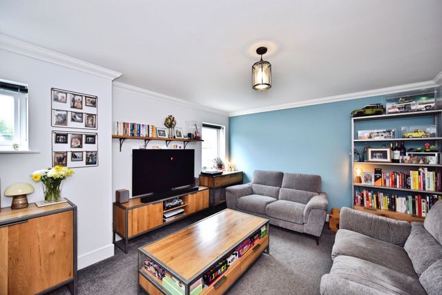 8, Bailies Court, Harrietsham photo 4