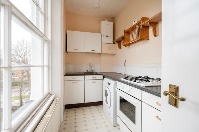 Flat 7 Wedgewood Court, North Parade, Wedgewood Court North Parade, Lowestoft photo 4