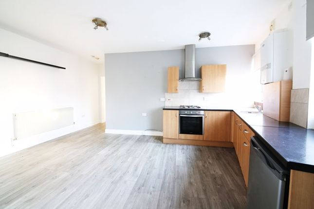 Thumbnail Flat to rent in South Parade, Weston Point, Runcorn