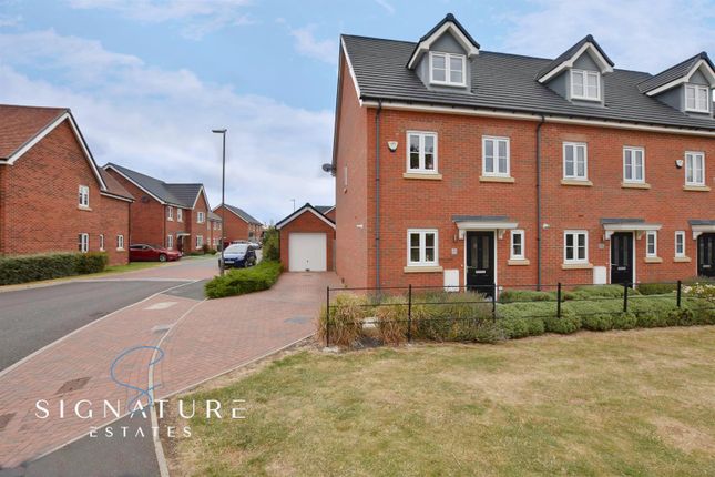 Property for sale in Brackley Close, Aston Clinton, Aylesbury