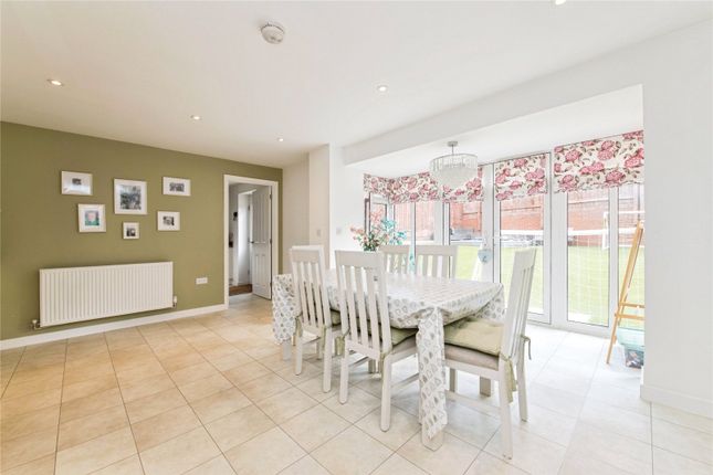 Trott Close, Devon photo 3