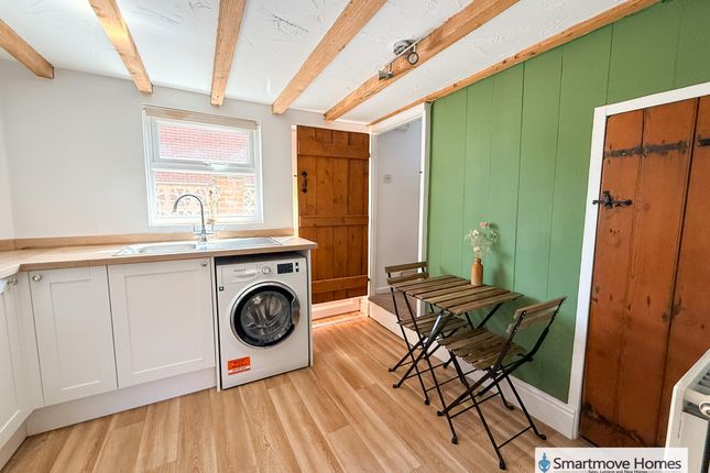 214, Far Laund, Belper photo 3