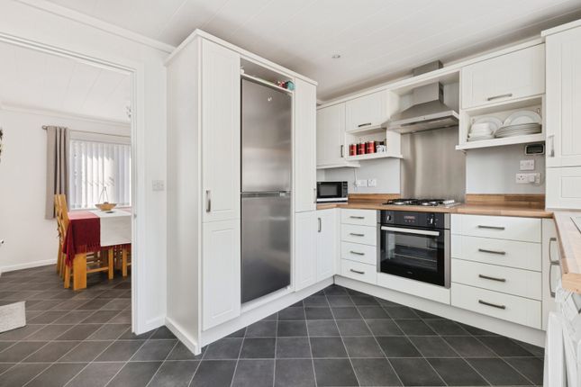 29, Appletree Close, Norfolk photo 4