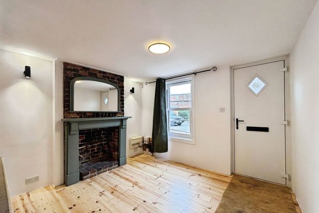 Flint Cottages,2, Mill Row, Birchington photo 3