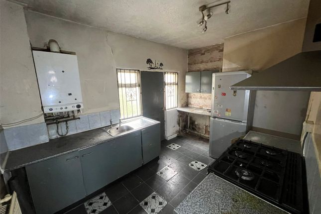 13, Hallworth Road, Greater Manchester photo 3