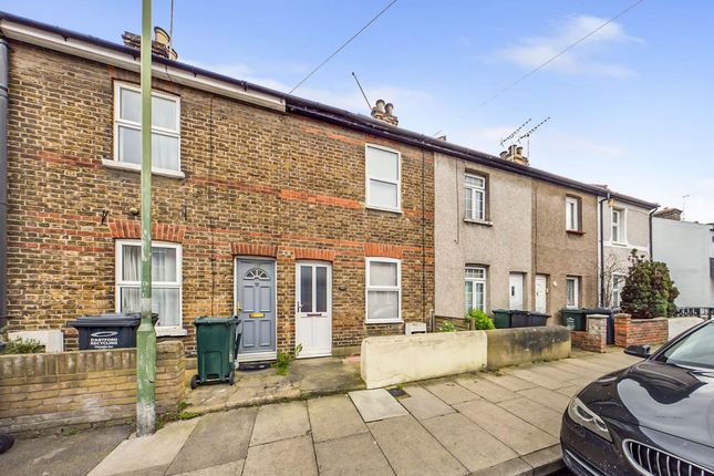 Thumbnail Terraced house to rent in Church Road, Swancombe, Kent