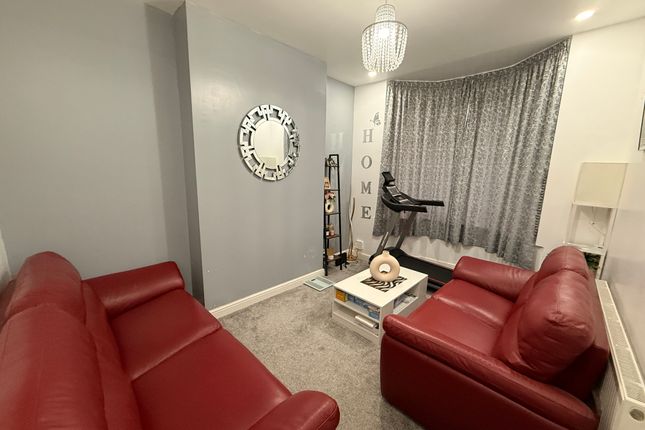 12, Harrow Road, Leicester photo 2