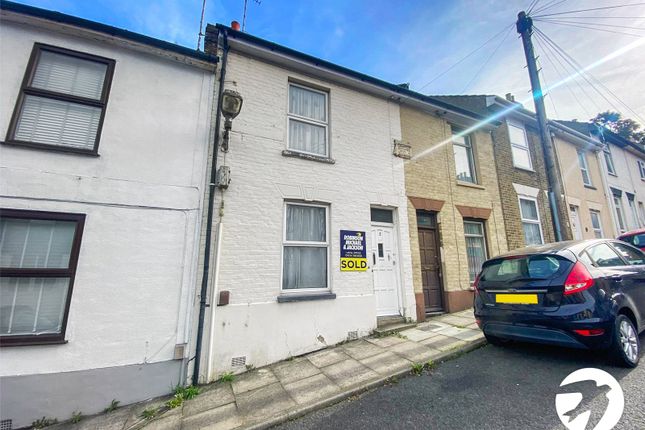Thumbnail Detached house to rent in Edward Street, Chatham, Kent