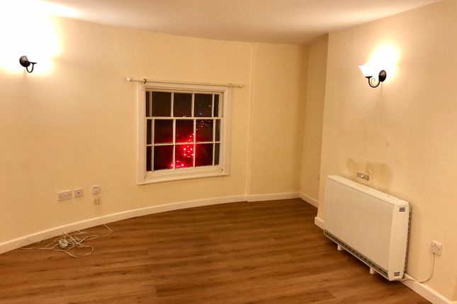 26 Jewry Street (TF), Hampshire, UK photo 2