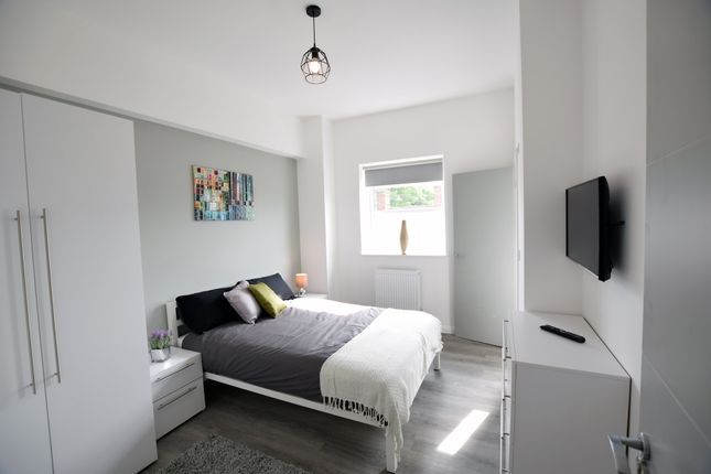 Thumbnail Property to rent in Apartment 402, Oxford House, 2 St James Street, Daventry