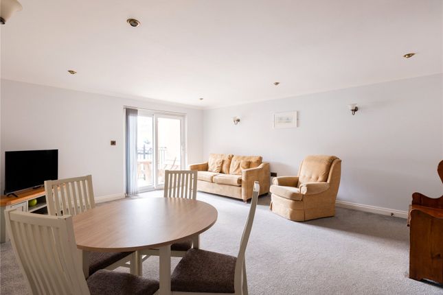 3 Beachcombers Apartments, 1, Watergate Bay, Cornwall photo 3