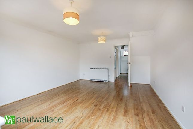 4, Roman Mews, Hoddesdon photo 4