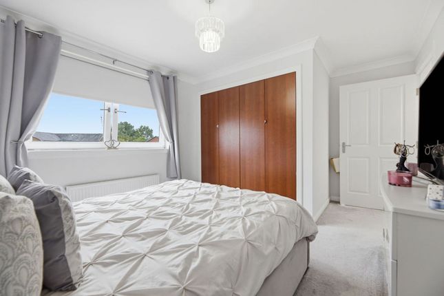 2/2 11 Millview Crescent, Johnstone photo 4