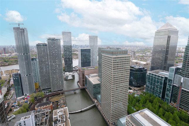 Flat for sale in Hampton Tower, 75 Marsh Wall, South Quay Plaza
