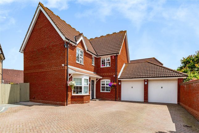 Thumbnail Detached house for sale in Hornbeam Chase, South Ockendon, Essex