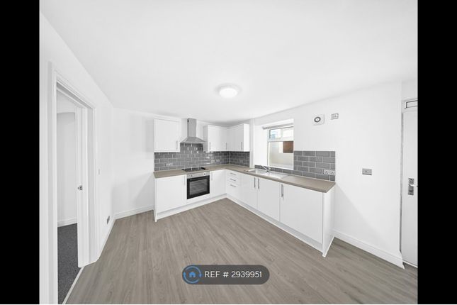 Rear Earl Street, Tredegar photo 3