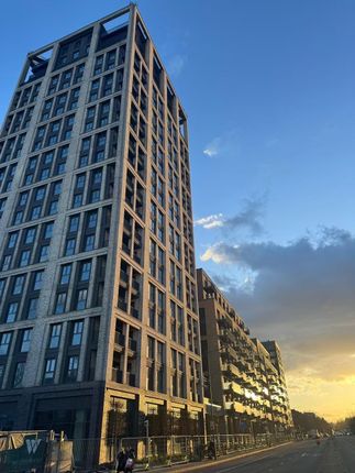 1-bed flat on Flat 3, Hadleigh Apartments, London, £535,000