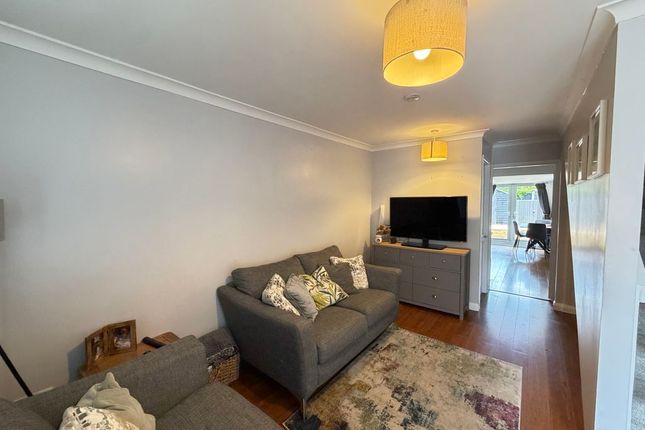 28, Bronze Close, Bognor Regis photo 2