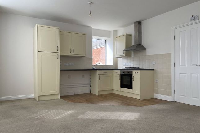 Flat 2, 1, Billetfield, Somerset photo 3