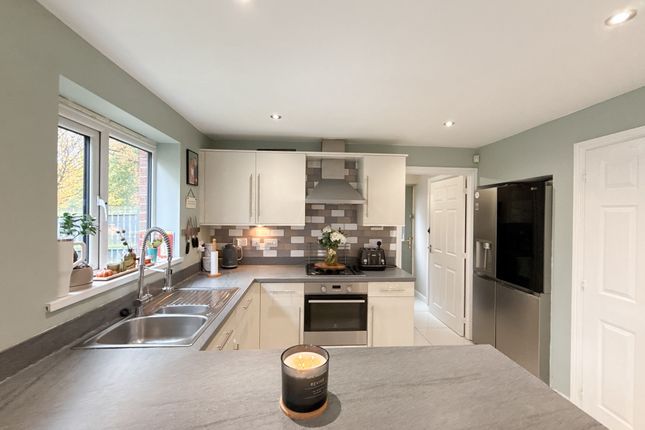 96 Kielder Drive, Stanley photo 3