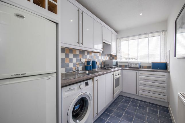 Flat for sale in 6 Malcolm Court, Bathgate