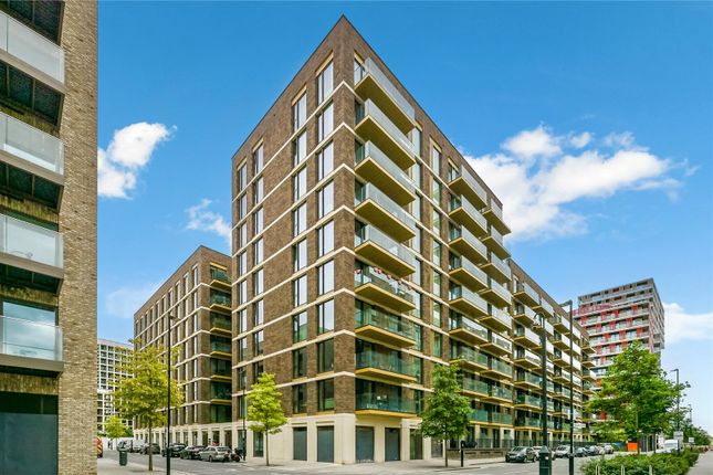 2-bed flat on 34 John Cabot House, 6, Clipper Street, London, £600,000