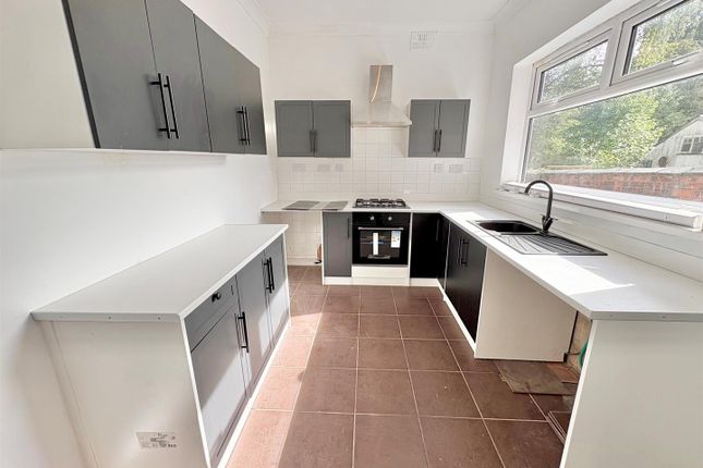 42, Shakerley Road, Tyldesley photo 4