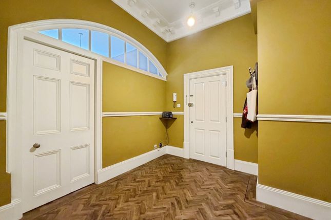 Flat 2, 21-23, Castle Hill Avenue, Folkestone photo 3