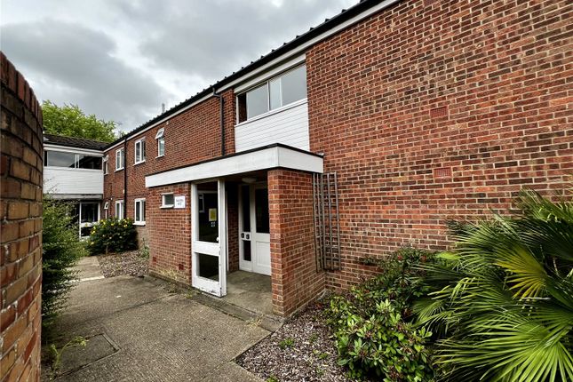 Flat for sale in Avon Way, Colchester, Essex