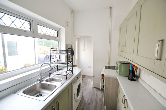 25 Ravenstone Road, Coalville photo 3