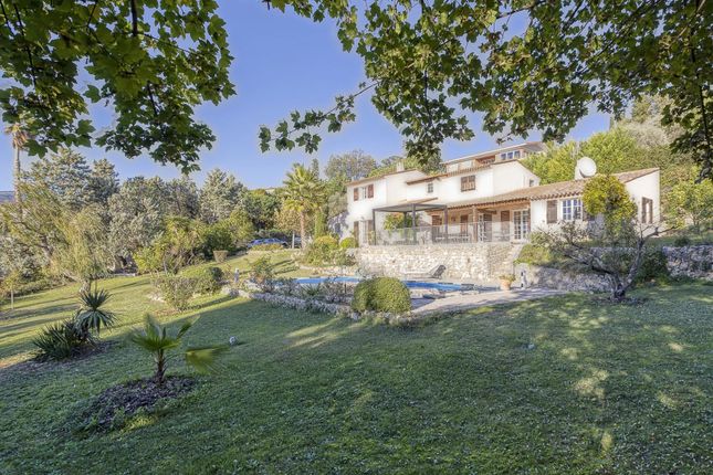 Villa for sale in Grasse, Provence-Alpes-Cote D'azur, 06, France