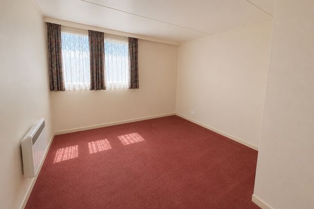 17, Samson Close, Hampshire photo 4