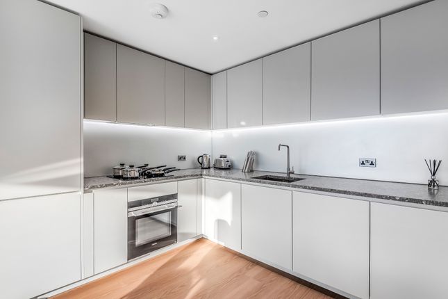 1 UPPER RIVERSIDE, Cutter Lane, London photo 3