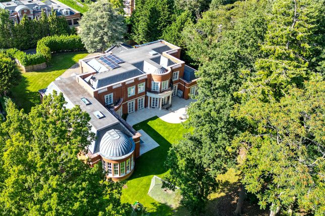 Thumbnail Detached house for sale in Torland Drive, Oxshott, Surrey