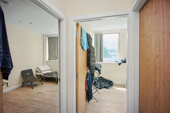 81, Runcorn, Cheshire photo 5