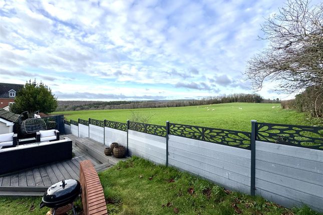 25, Bayfield Wood Close, Chepstow photo 2