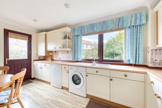 16 Murieston Valley, Murieston photo 4