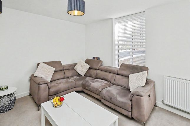 Flat 3, Hackworth Court, 7, Bedford Street, Hertfordshire photo 5