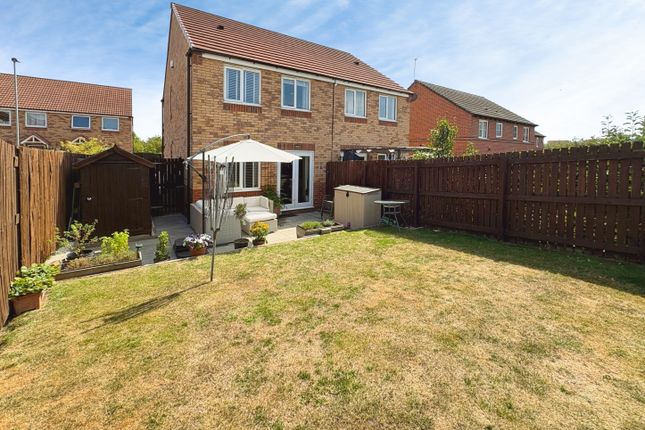 12, Rufford Grove, Mexborough photo 2