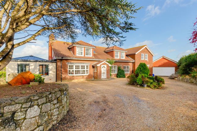 Thumbnail Detached house for sale in York Lane, Totland Bay