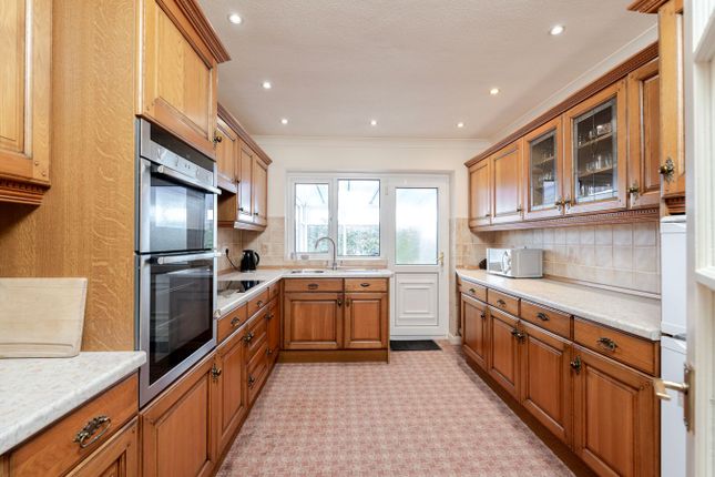 123, Linden Way, Boston photo 4