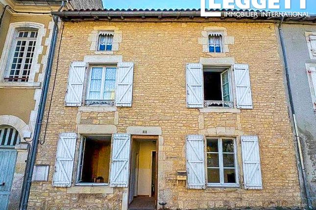 Villa for sale in Verteuil-Sur-Charente, Charente, Nouvelle-Aquitaine
