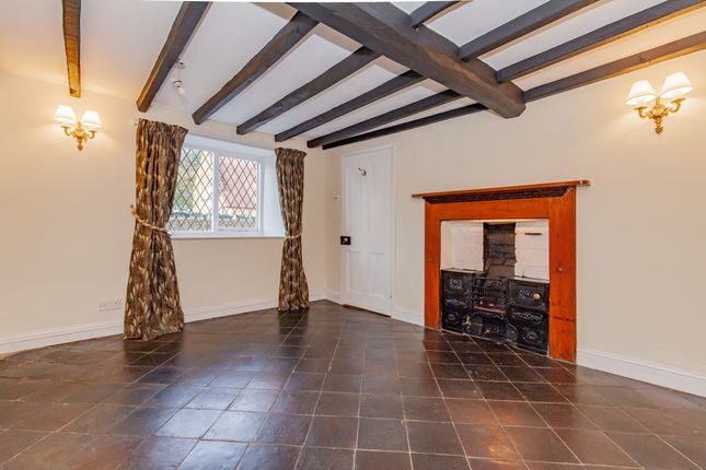Cottage to rent in Church Street, Bodicote, Banbury