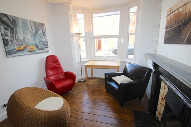 Room to rent in Althorp Road, Northampton