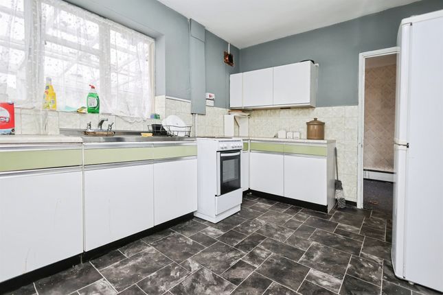 72, Hollie Lucas Road, Birmingham photo 4