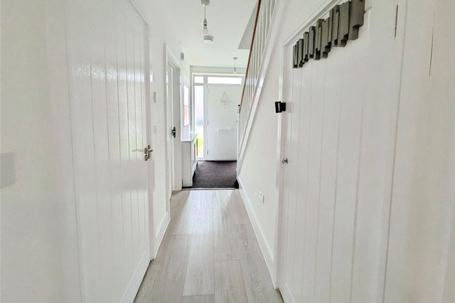 32, Mallory Road, Wolverhampton photo 3