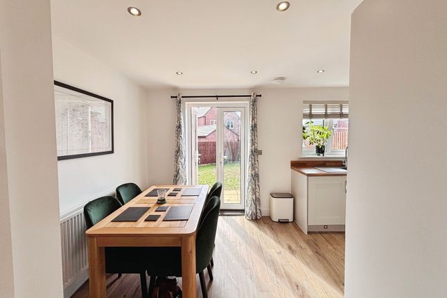 5, Howe Way, Sleaford photo 4