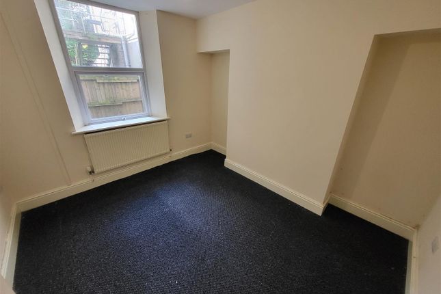 GF 4AA, Livingstone Place, Newport photo 5